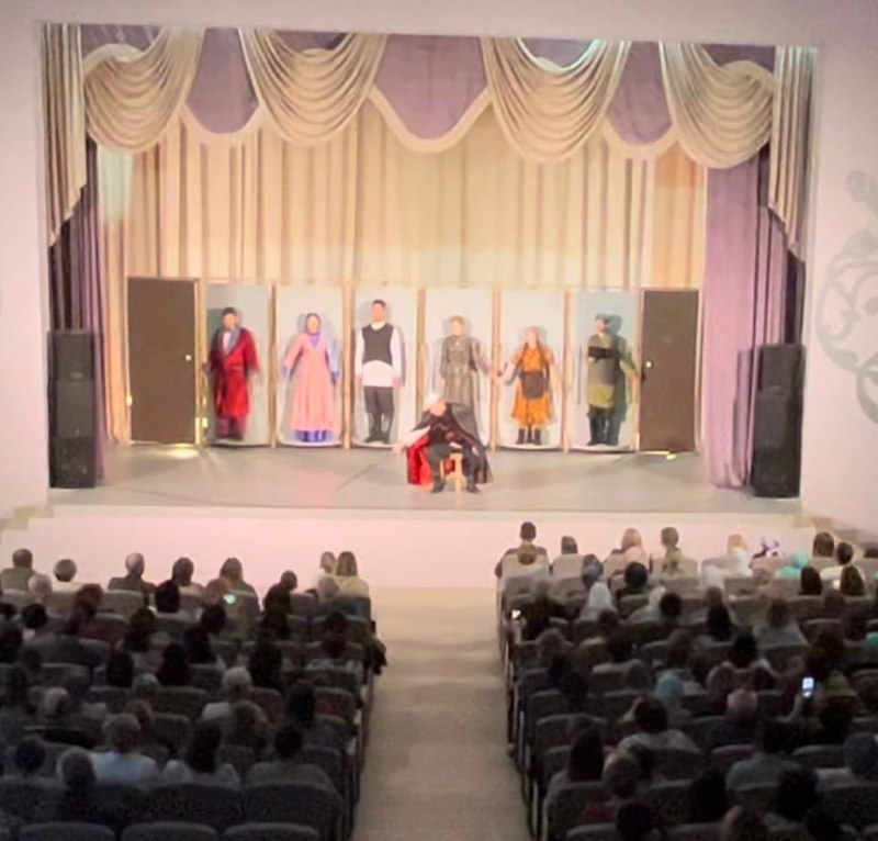 Тинчуринцы показали первое представление в Столбищенском доме культуры