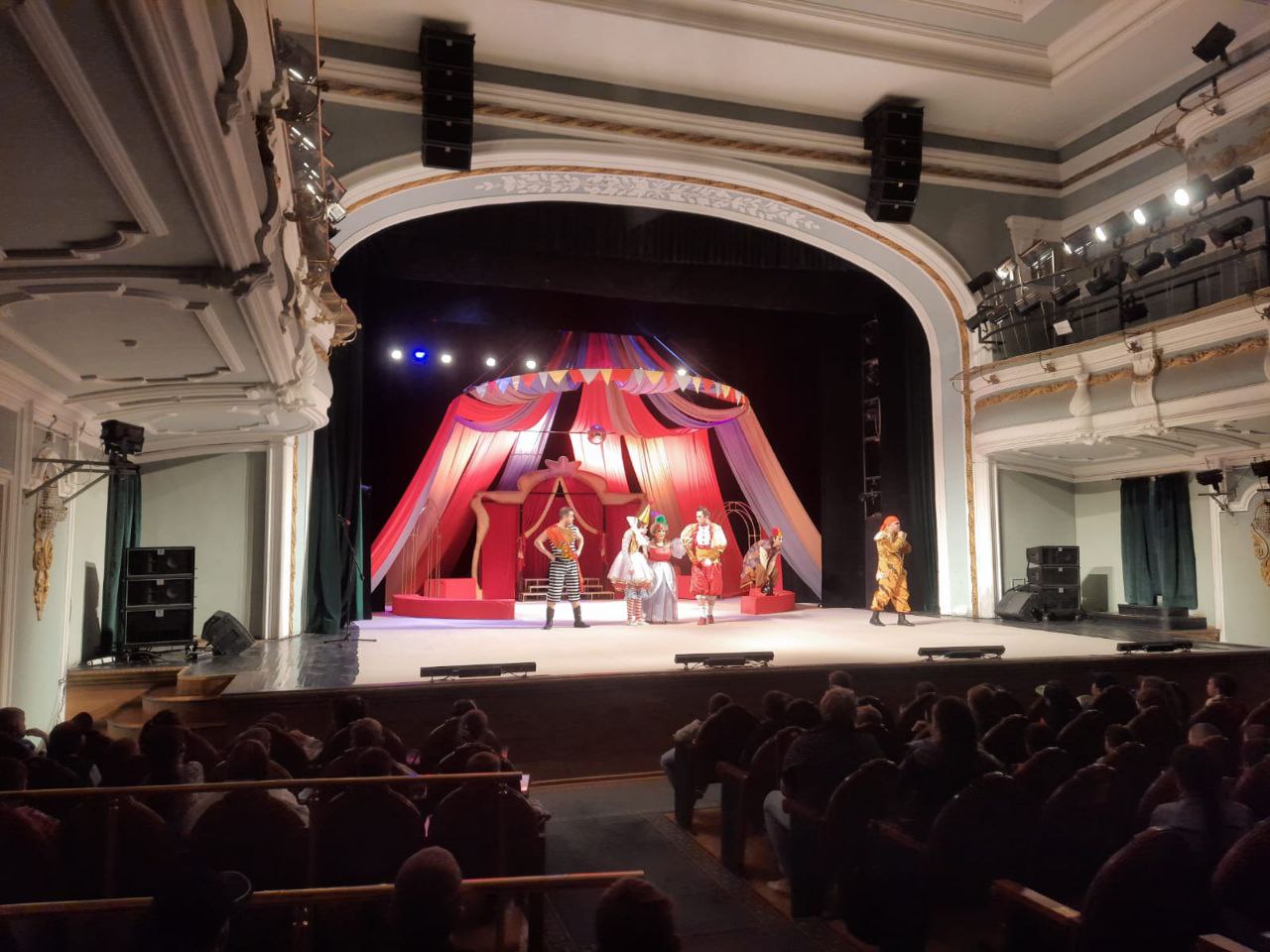 Сегодня, 12 мая, в театре К. Тинчурина нашим маленьким зрителям показали сказку